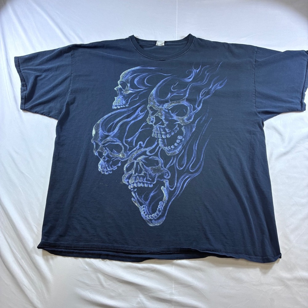 VTG Fruit of the Loom Blue Flaming Skulls Graphic T-Shirt Y2K Distressed 3XL